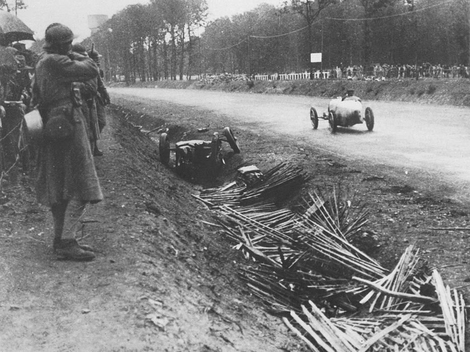 Az 1925-ös Francia Nagydíjon ért véget pályafutása és élete