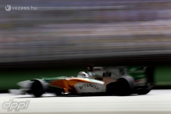 F1: Sutilt és Hülkenberget hátrasorolták