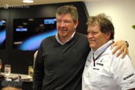 F1: Előnyben a Mercedes 2011-re? 2