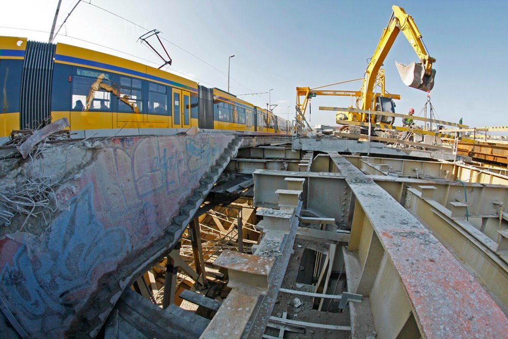 Kitiltják a BKV járműveit a Margit hídról 21