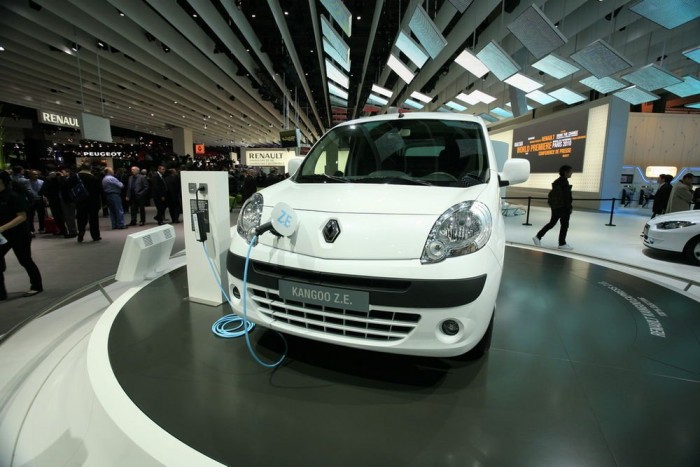 Csak a villany, csak azt szereti – Renault 6 Franciaországban adókedvezményt kap a Renault Kangoo Express Z.E. Így ára vetekedni fog a dízel verzióéval.