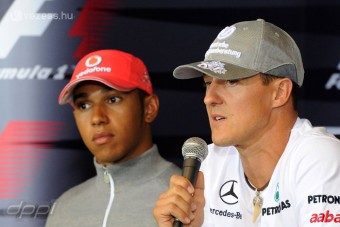 Schumacher nem ellenfél Hamiltonnak