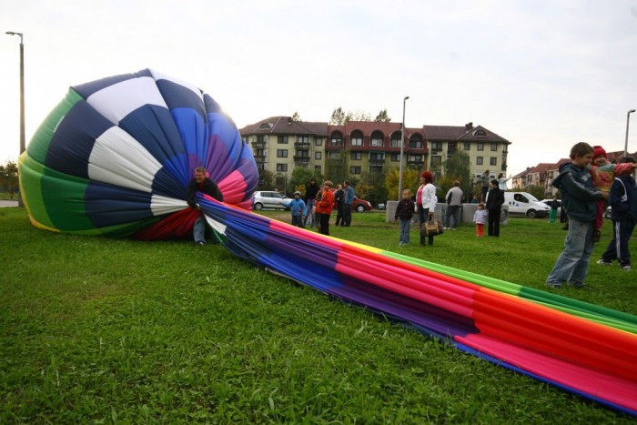 Kipróbáltuk a hőlégballonozást 14 | Vezess Kicsavarják, mint egy vizes zoknit