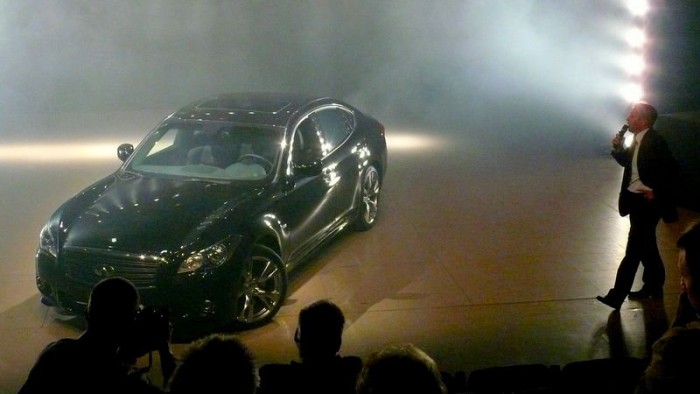 A katarzis elmaradt, de kétség kívül egy nagyon szép autót hozott létre az Infiniti