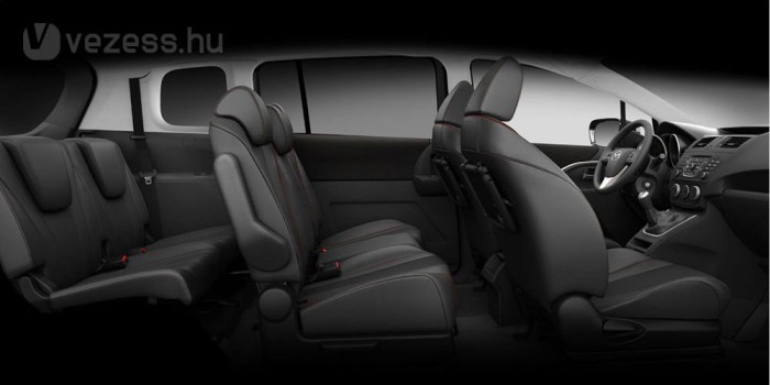 Dombornyomott hétszemélyes: Mazda5 11