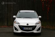 A Mazda5 is megkapta az egyen-arcot