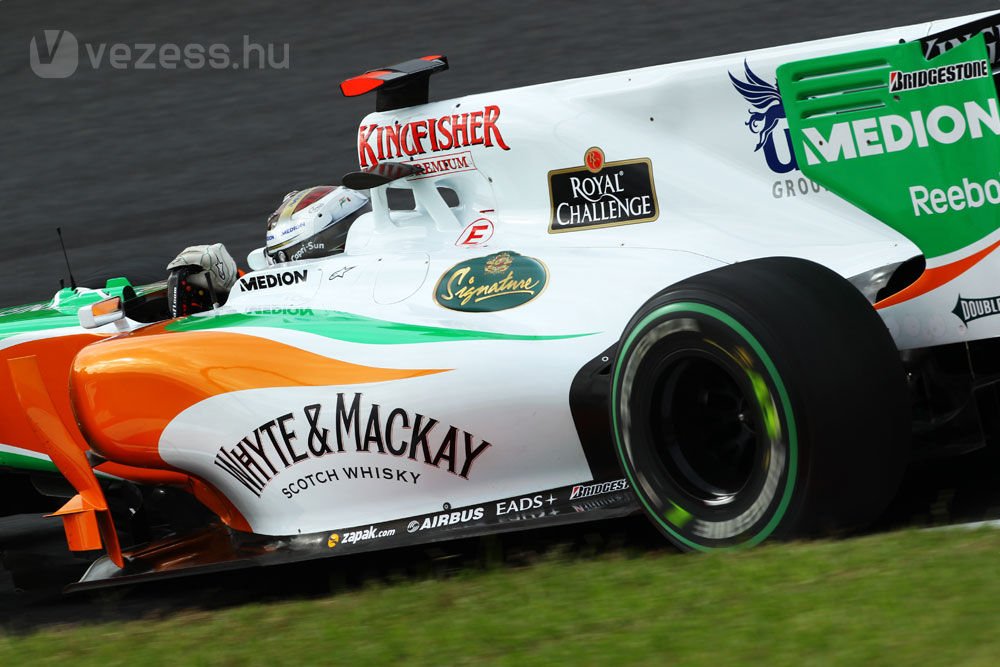 F1: Petrov büntetést kapott 22