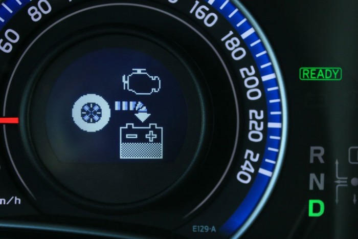 Fékezésnél visszatáplálunk az akkuba