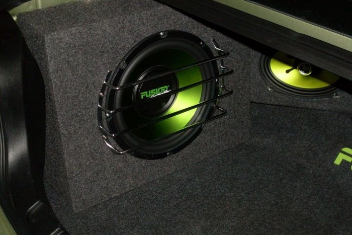 Mindenképpen szükséges egy mélynyomó