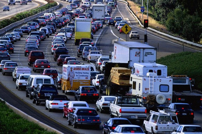 Koncert bénította meg az autópálya forgalmát