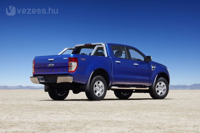 Itt az új Ford Ranger 6