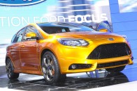 Videón a 250 lóerős Ford Focus 2