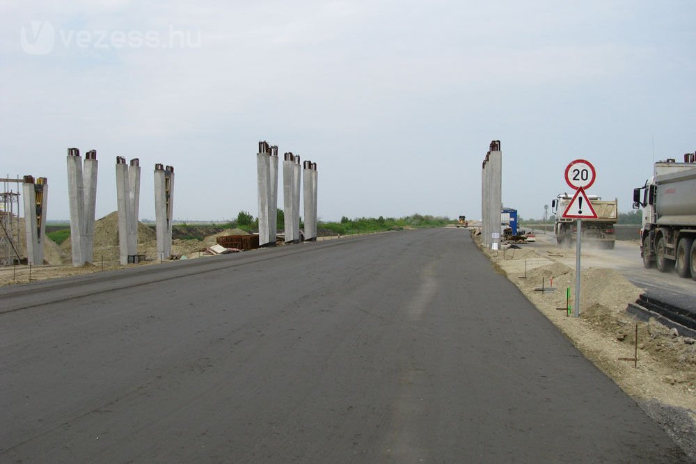 Csak jövőre lesz kész a déli autópálya 7