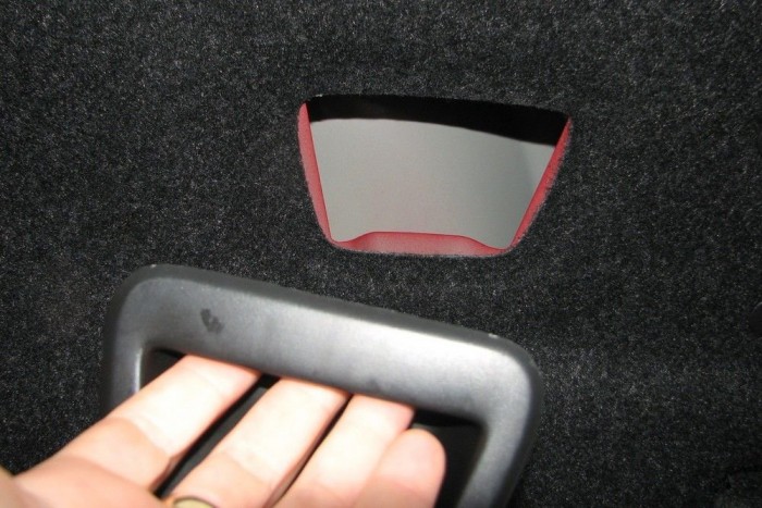 Autom. fékezés aktiválva volt 11 | Vezess Ez már a kínai tulajdonlás jele? Lejár a csomagtérajtó behúzófogantyúja