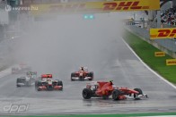 F1: Káosz Koreában, Alonso győzött 48