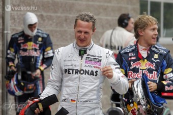 Schumacher: Vettelre kellett volna építeni