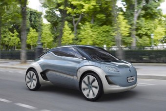 Perli a Renault-t két Renault