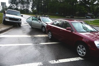 A hátul jövőnek áll feljebb