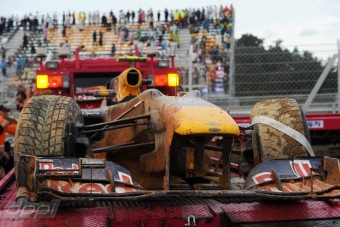 F1: Webber ki akarta ütni a többieket?