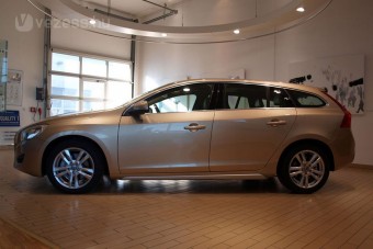 Volvo V60: Már csak ez kellett!