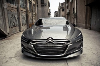 Ellenfél a BMW 7-esnek a Citroentől