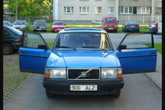 Ritka mint űrben a füttyszó - Volvo 243