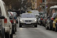 Lecserélték a reptéri taxitársaságot 10