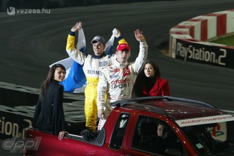 Kovalainen újra a bajnokok ellen