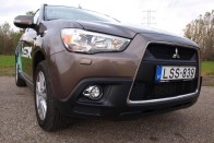 Mitsubishi ASX: Outlander-2 64