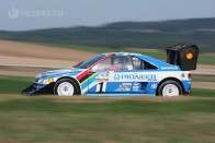 A Peugeot T16 Pikes Peak a versenyautók százas sprintere. Ari Vatanen mondta ezt, aki az 1988-as Pikes Peak-i hegyi futamot ezzel az autóval nyerte meg.