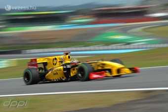F1: Lotus lesz a Renault-ból?
