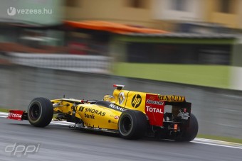 F1: Kubica alig tudott pályán maradni