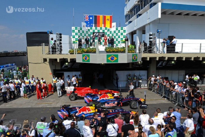 F1: Megint öngólt lőtt a Red Bull 6