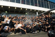 F1: Megint öngólt lőtt a Red Bull 76