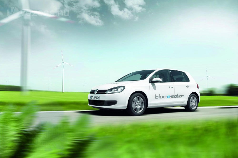 Elárulta az elektromos Golfot a VW 7