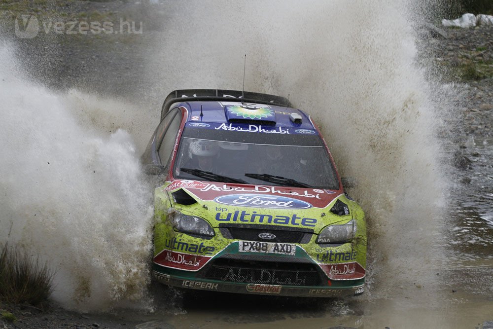 Latvala-defekt miatt Loeb vezet  Walesben 7