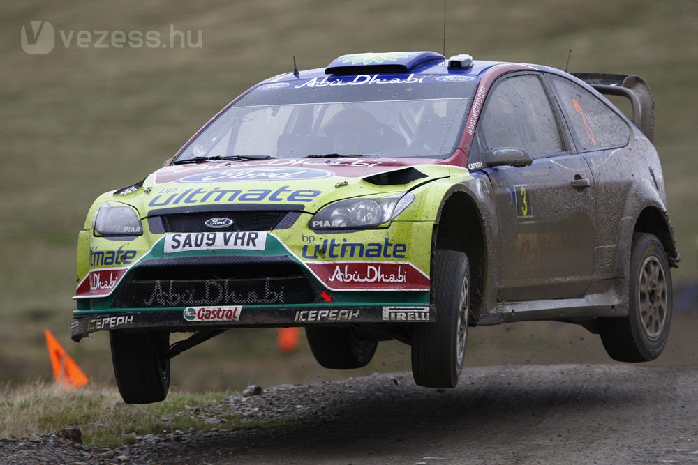 Latvala-defekt miatt Loeb vezet  Walesben 11