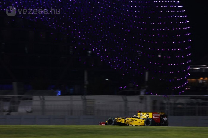 Kubica a szokatlan stratégiában bízhat 6