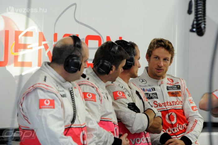 F1: Button alig várja a téli szünetet