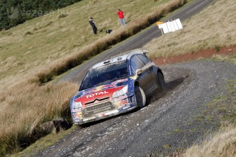 Solberg üldözi Loeböt a győzelemért