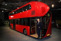 Az Aston Martintól jön az új londoni busz 14