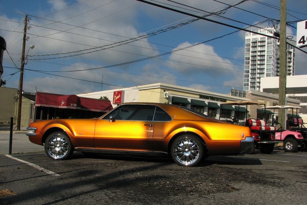 Oldsmobile Toronado, arról híres, hogy muscle car létére elsőkerék-hajtású