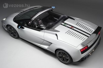 Fogyókúrán a Lamborghini roadster