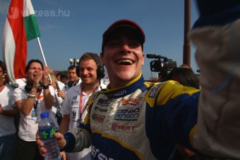 Magyar győzelem a Túraautó-vb-n