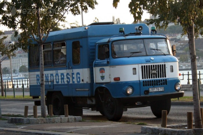 Megúszhatók a 300 ezres bírságok 6 | Vezess Gyenge hatékonyságú eszközei vannak csak a rendőrségnek a külföldiekre kiszabott bírságok behajtására