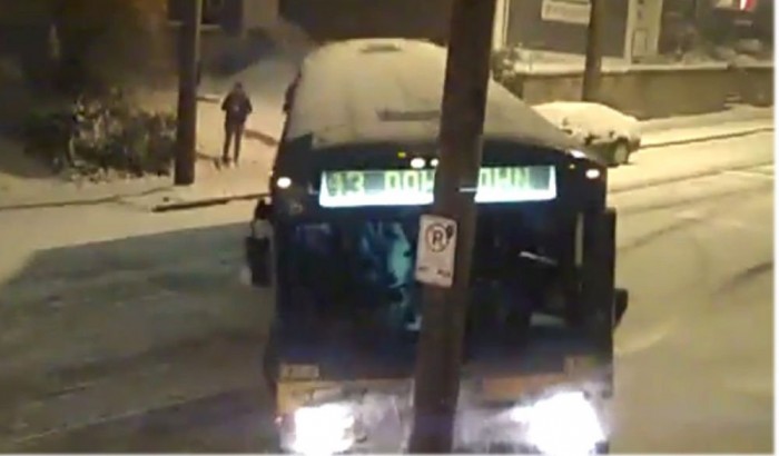 Itt az első téli esünk-kelünk videó!