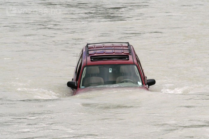 Folyóban landolt a szexelő pár