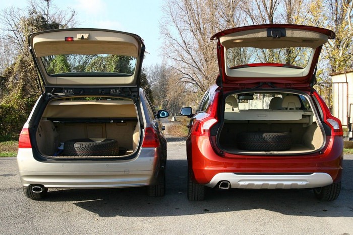 Németet, vagy kínai-svédet? 12 | Vezess Nagyjából harminc liternyi különbség van a két puttony között