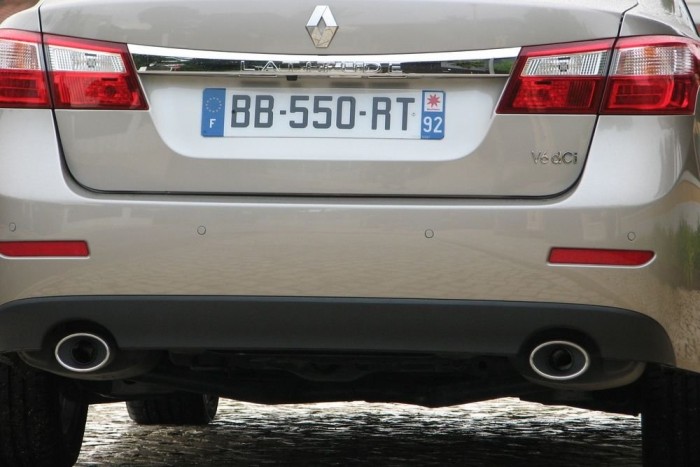 Dupla kipufogó jelzi: ez a legerősebb motor