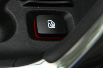 Titkos jelek az autókban